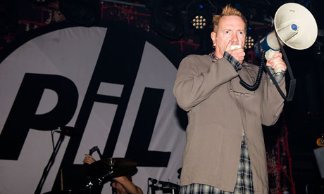 Public-Image-Ltd_-_live_photo