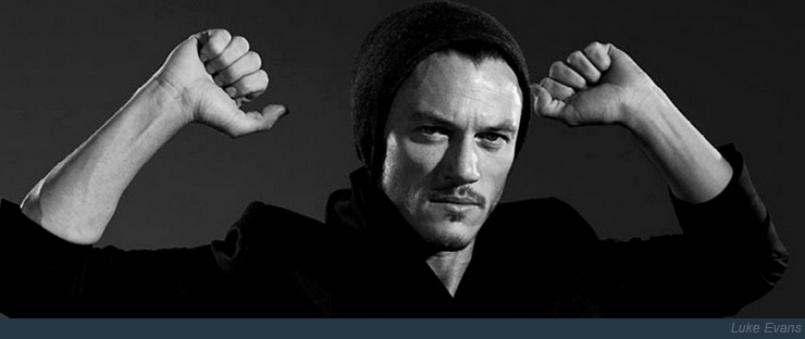 LukeEvansDraculaBanner